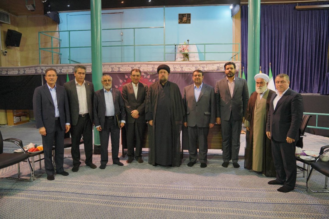 دیدار مدیرعامل بانک ملی ایران با سید حسن خمینی دیدار مدیرعامل بانک ملی ایران با سید حسن خمینی
